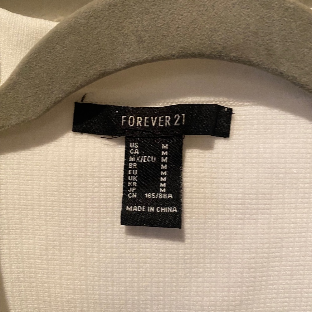 Vest - Picture 3 of 3